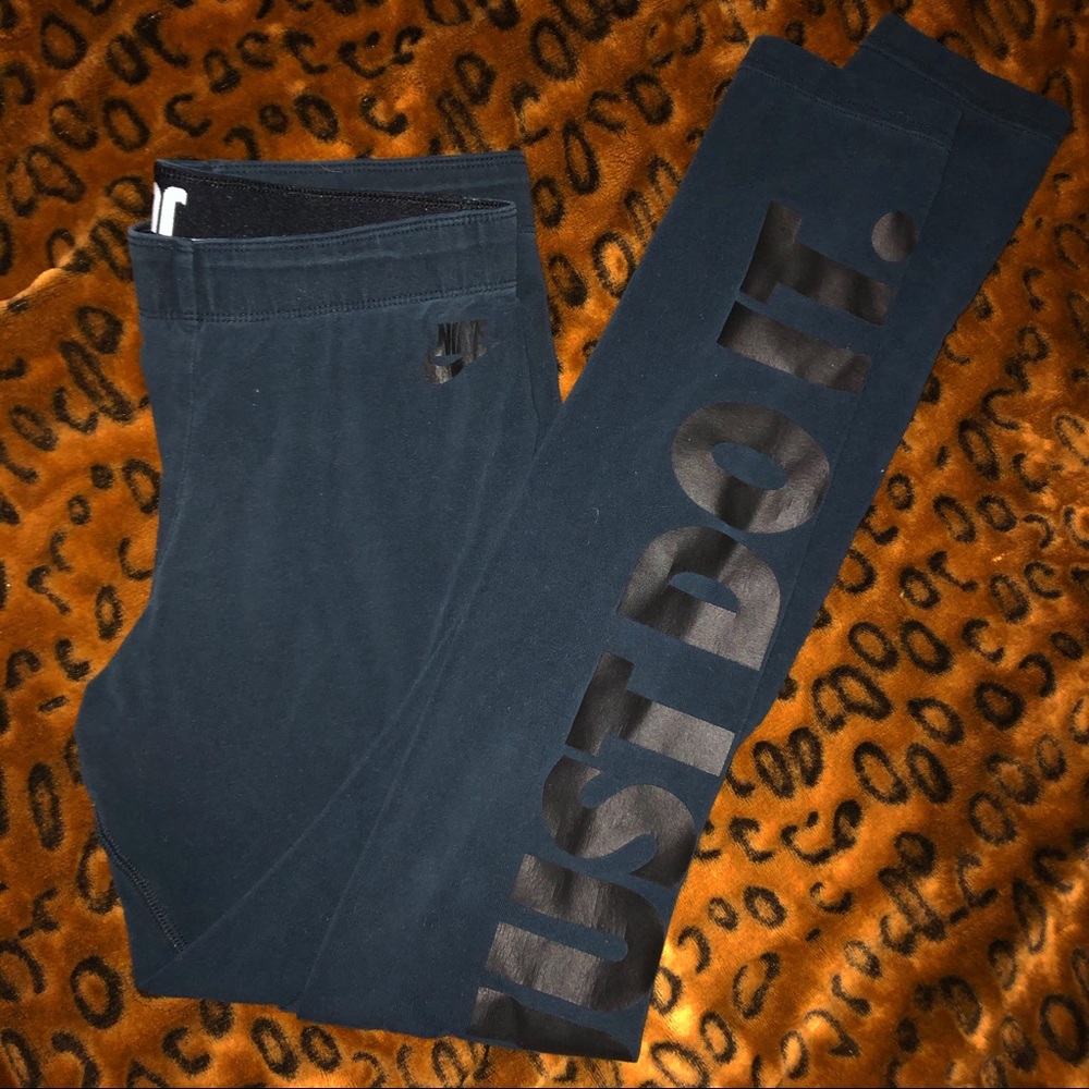 Nike leggings
